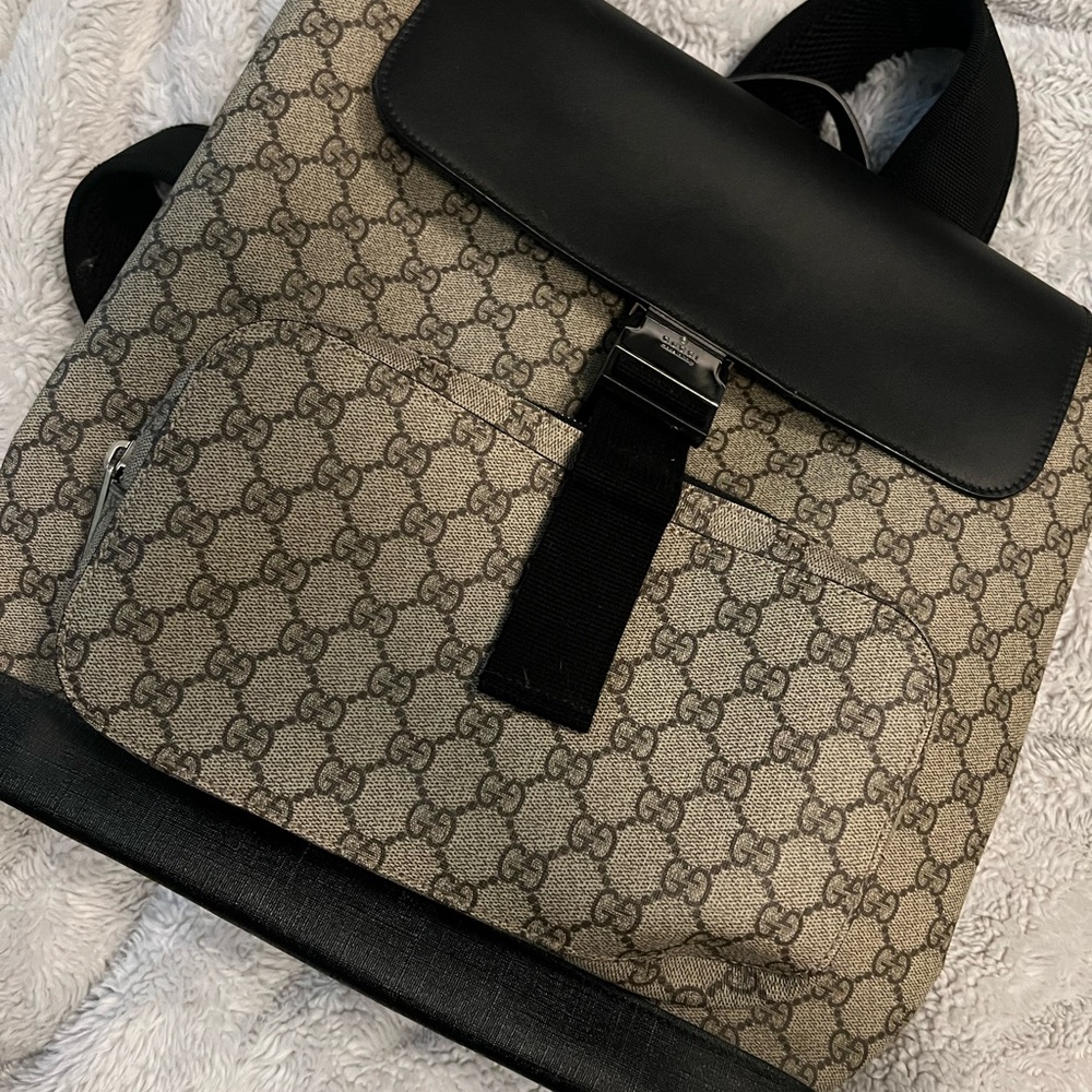 GUCCI backpack - Picture 2 of 9